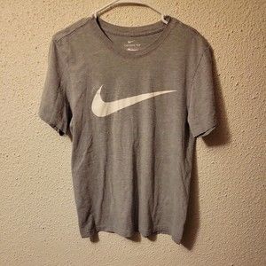 NIKE Tee Boys Short Sleeve Shirt Size S Gray w/ Swoosh Classic
